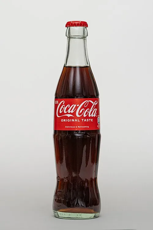 Coca-Cola (12 oz can)